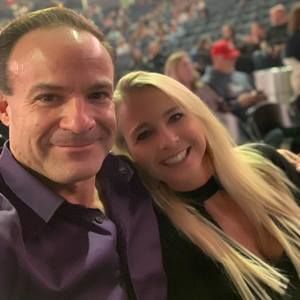 Meet your Posher, Dreama